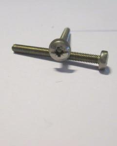 Cross recessed raised cheese hd screw M 3.0x 30 SST DIN 7985